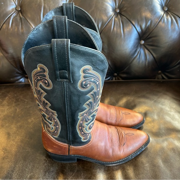 Men’s cowboy boots black and cognac size 8.5 EE (Extra Wide) - Picture 3 of 12